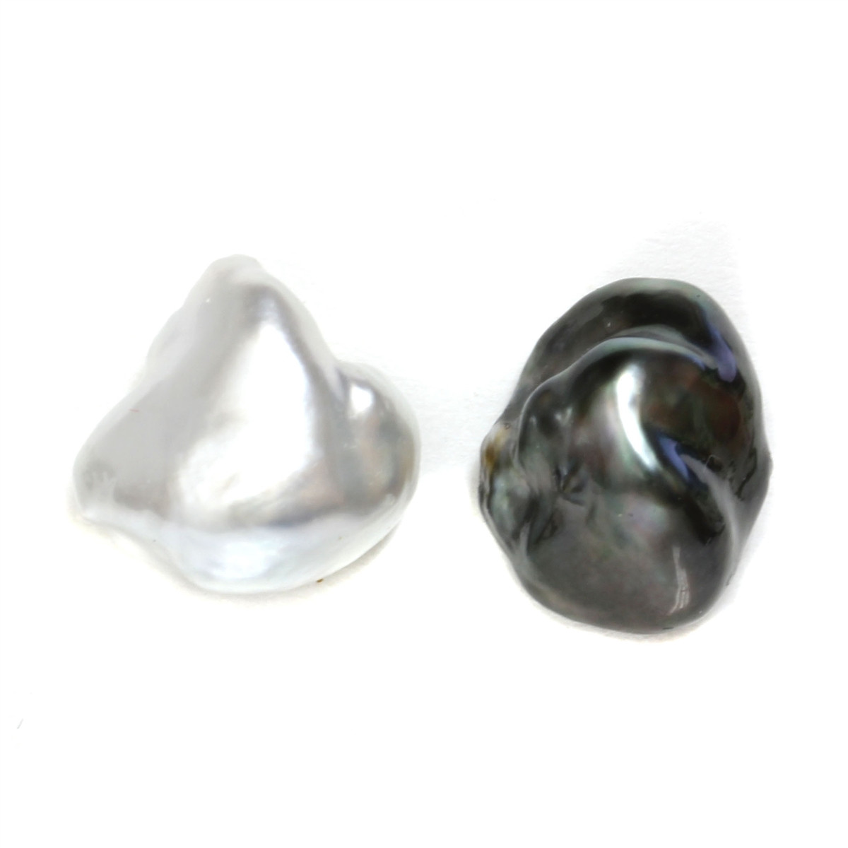 Tahitian South Sea Keshi Pearl Stud Earrings 14 MM Black White