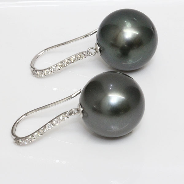 Tahitian Black Dangle Pearl Earrings