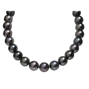 Black Tahitian Pearl Necklace 15.5–15 mm Diamond Clasp