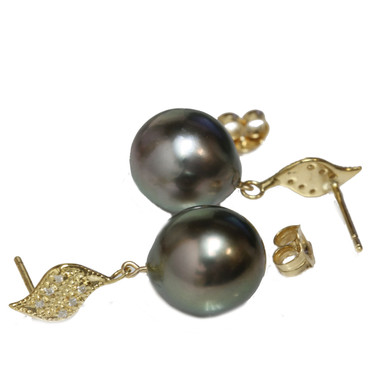 Tahitian Pearl & Diamond Petal Set Tahitian Pearl & Diamond Petal Set