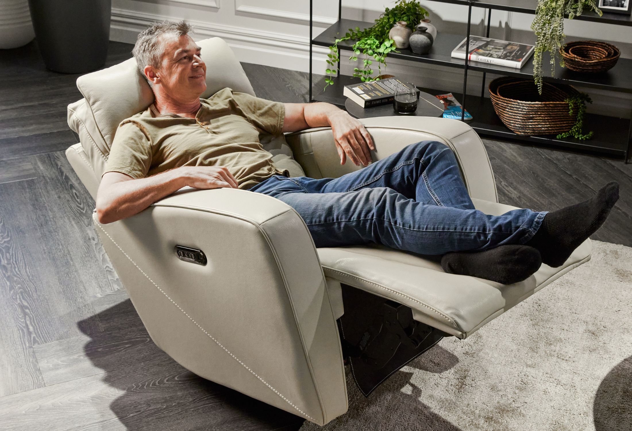 Zero Gravity Power Reclining Sofas and Recliners - Shop the Collection