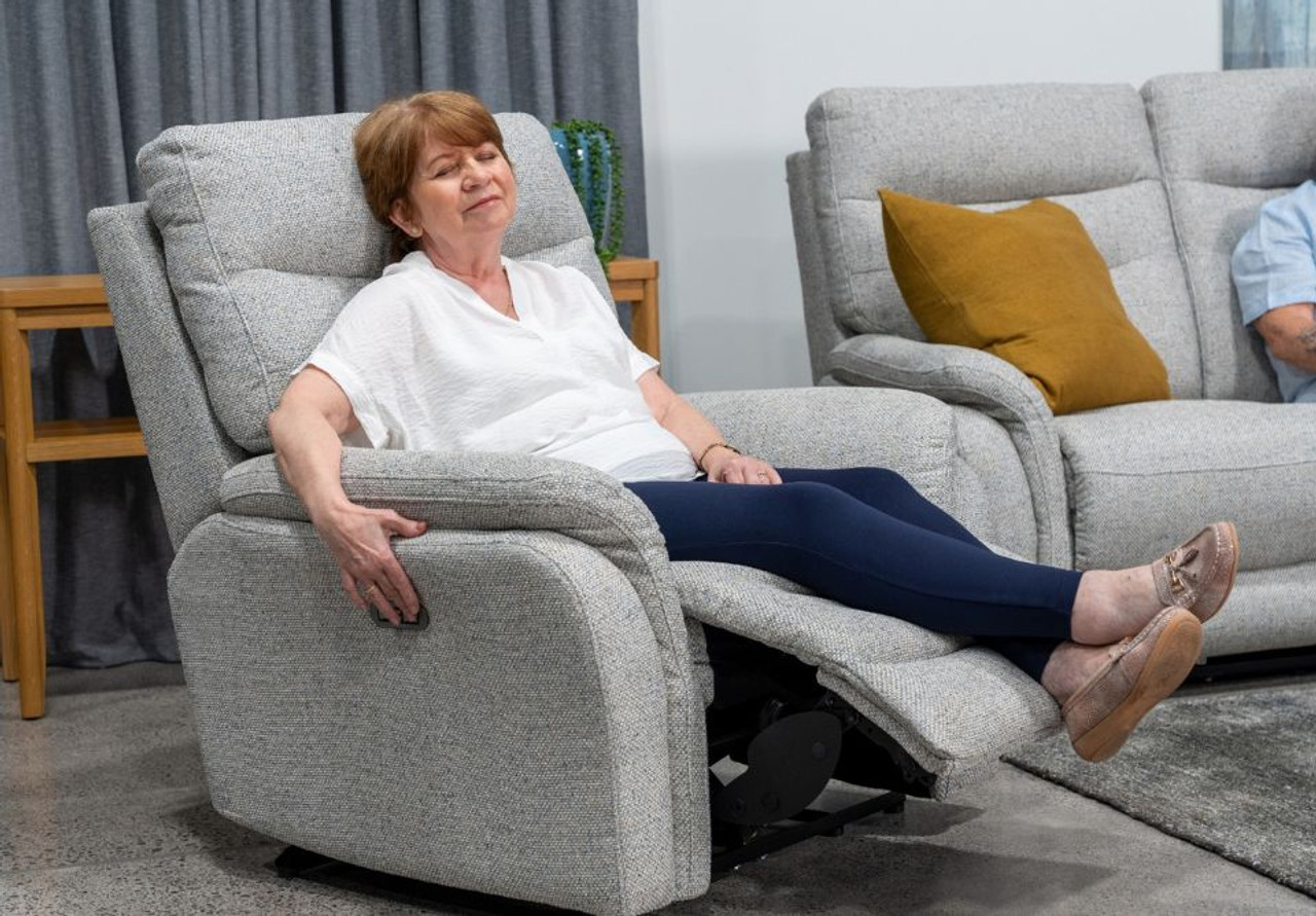Sleeping Better with Recliners: A Solution for Sleep Apnea - La-Z-Boy ...