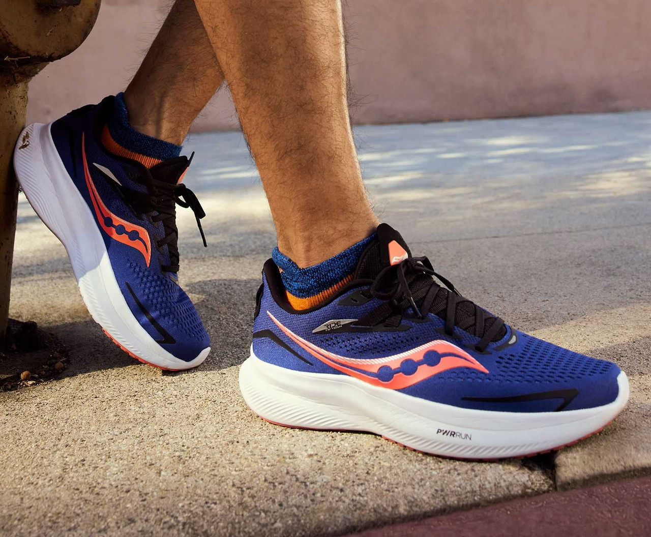 Saucony Men's Ride 15 Daily Training Shoes | On Track