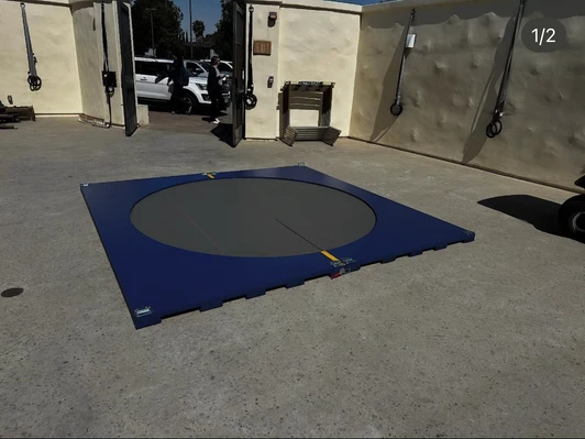Portable Discus Ring w/ Toeboard
