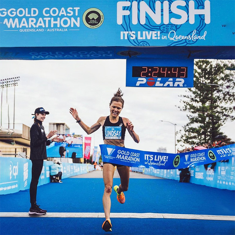 Episode 55 | Marathoner Lindsay Flanagan | On Track Podcast