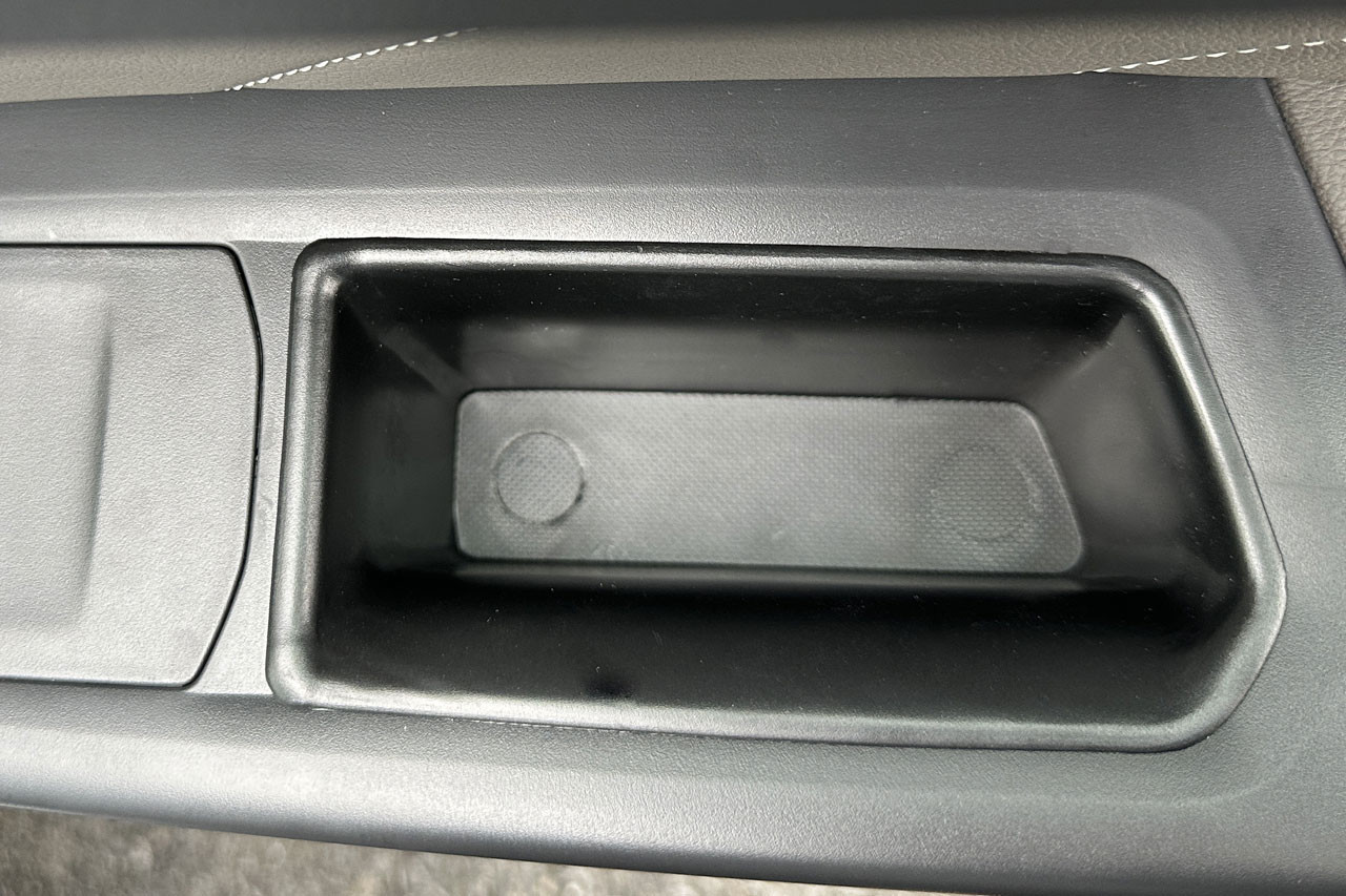 ATLAS セット 2018-2023 VW Atlas Door Handle Insert Kit | VW Accessories Shop