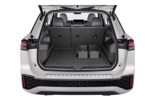 2025-2027 VW Tiguan Carpeted Cargo Mat With CarGo Blocks