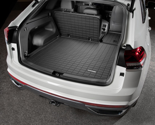 2020-2022 VW Atlas Cross Sport Rubber Cargo Mat w/ Seat Back Protection