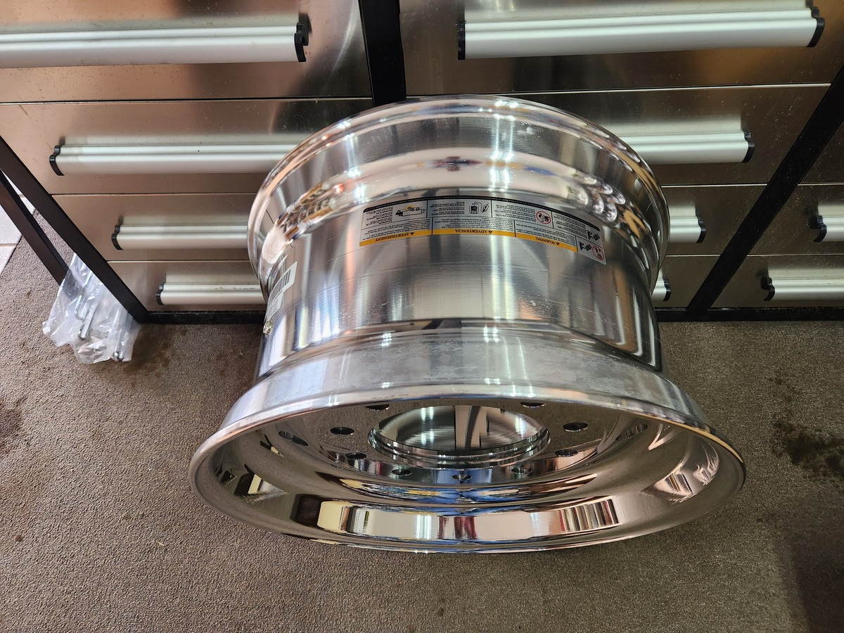 Alcoa 823627 22.5″ × 12.25″ Aluminum Wheel – High-Polish Both