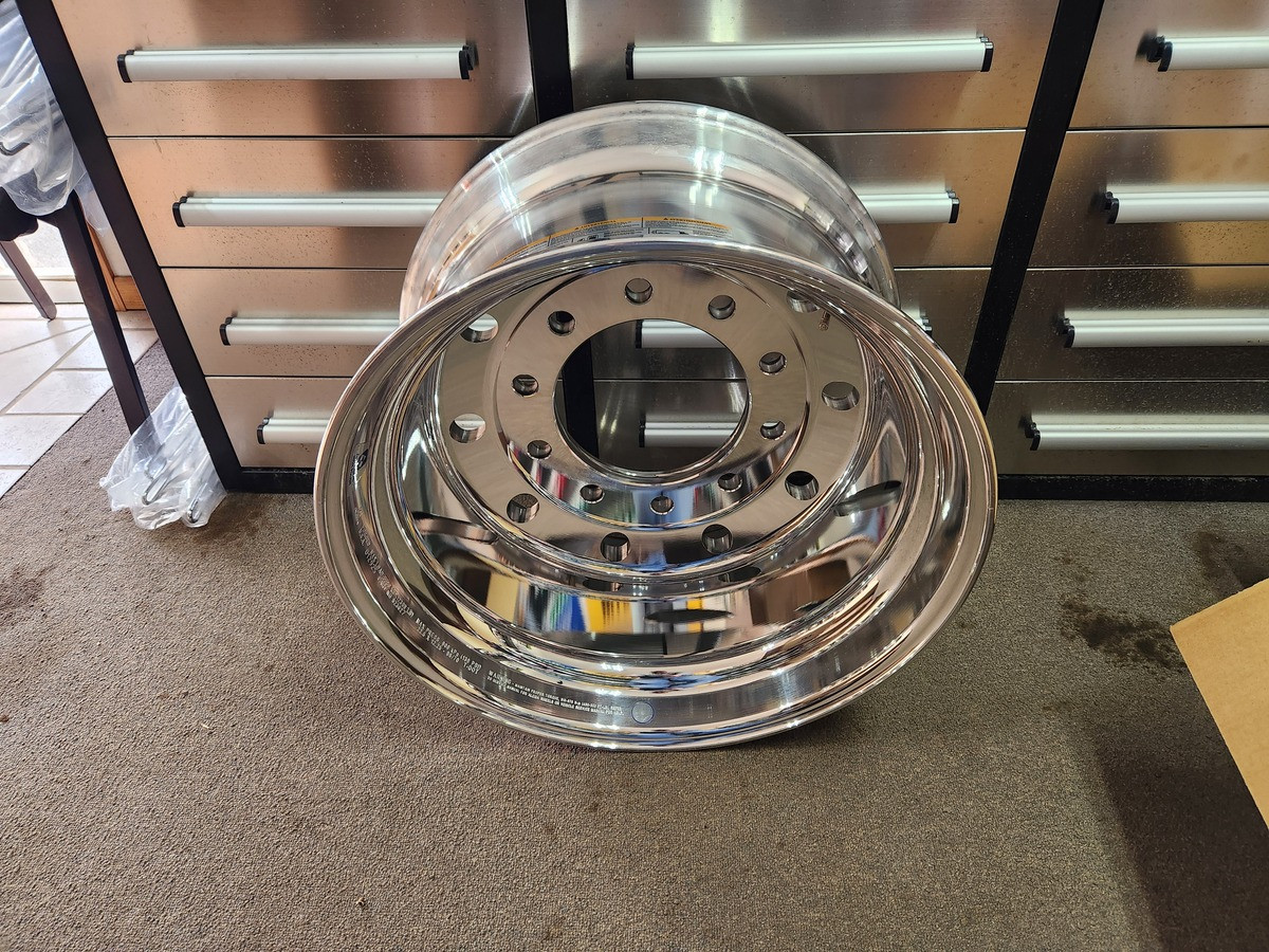 Alcoa 823627 22.5″ × 12.25″ Aluminum Wheel – High-Polish Both