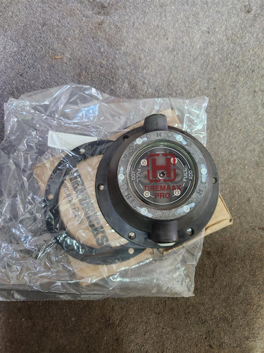 ヨーヨーリクリエーション CAP WAS INEXPLICABLE Hendrickson VS-32056-1 Tiremaax Pro HP Oil Hub Cap – Heavy Duty