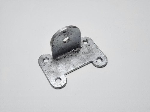 Galvanized Tabbed Dog Bone for Gate Strap Connection