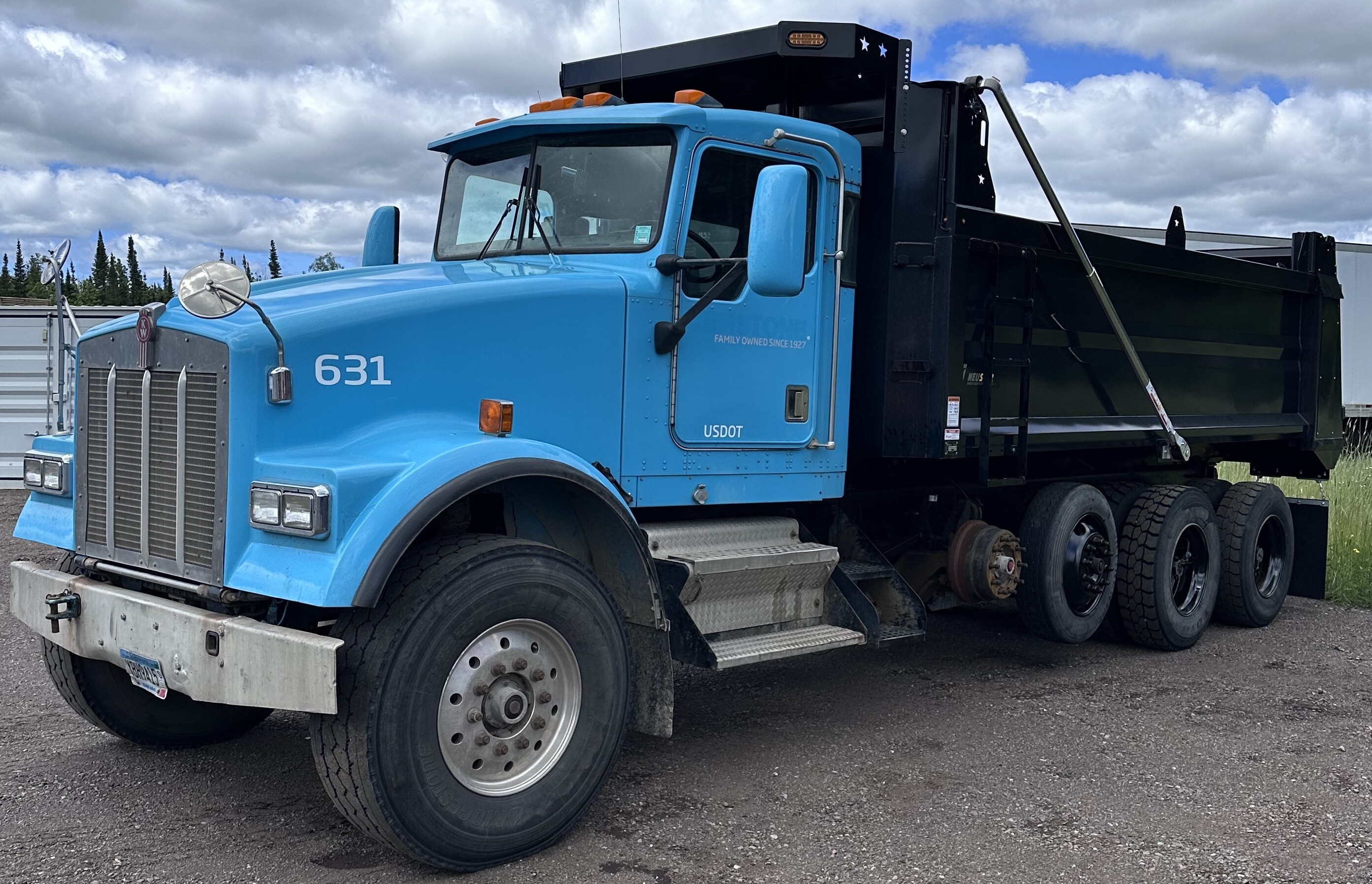 NeuStar dump body installed on dump truck