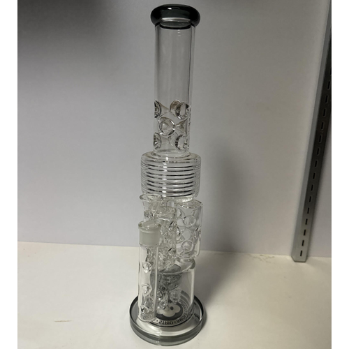 Strio Large Black 18" Water Pipe