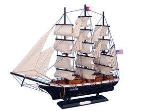 Wooden Flying Cloud Tall Model Clipper Ship 24" Wooden Flying Cloud Tall Model Clipper Ship 24"