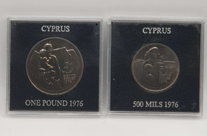 CYPRUS 1976 BU 1 POUND & 500 MILS REFUGEES SET IN RIGID CASES ROYAL MINT CYPRUS 1976 BU 1 POUND & 500 MILS REFUGEES SET IN RIGID CASES ROYAL MINT