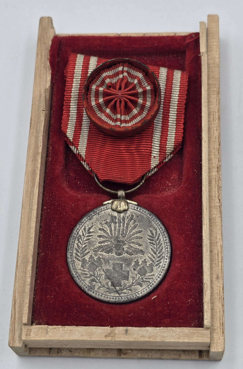 Japan Red Cross Decoration Medal 1888 in wooden box