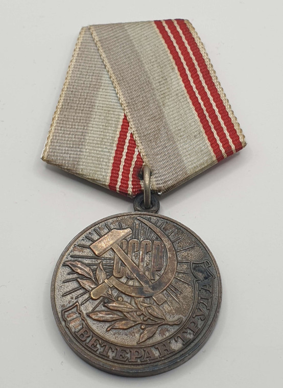 RUSSIA Original USSR Soviet CCCP Veteran of Labour medal