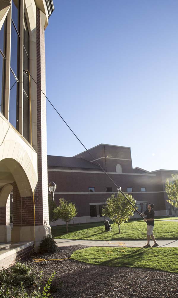 waterfed pole window cleaning