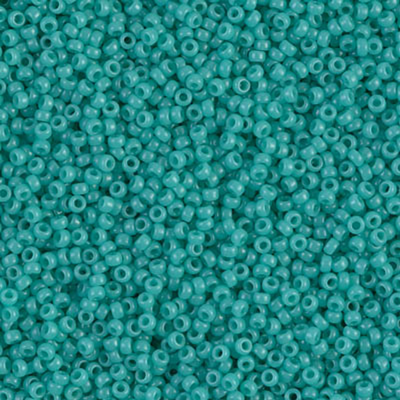 15/0 Turquoise Green Miyuki Seed Beads (7.2 Grams) 15-412