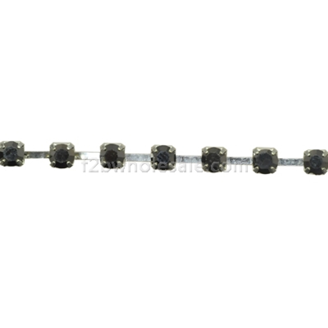 Cupchain, glass rhinestone and silver-plated brass, Hematite, 2x2mm round (SOLD PER FOOT)