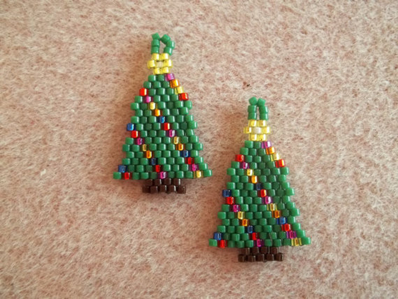 Christmas Tree with Lights Brick Stitch Earrings Graph PRINTED Tutorial - Mailed to your Home