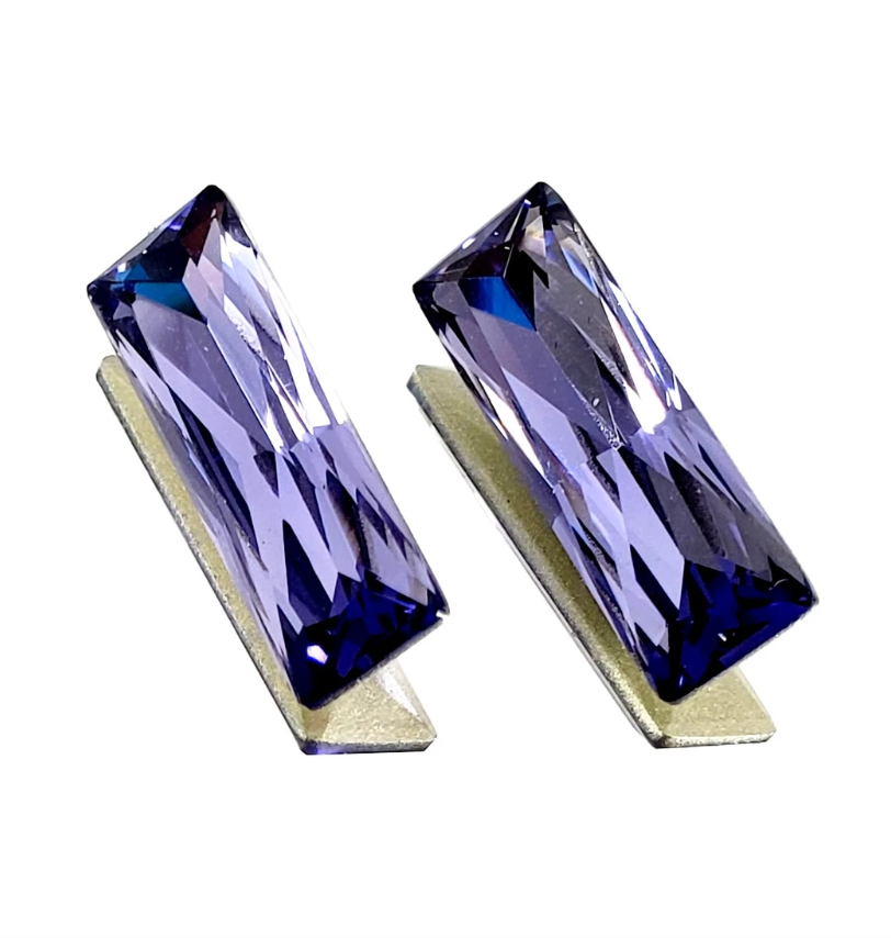 21x7mm Tanzanite Baguette Crystal (1 Piece)