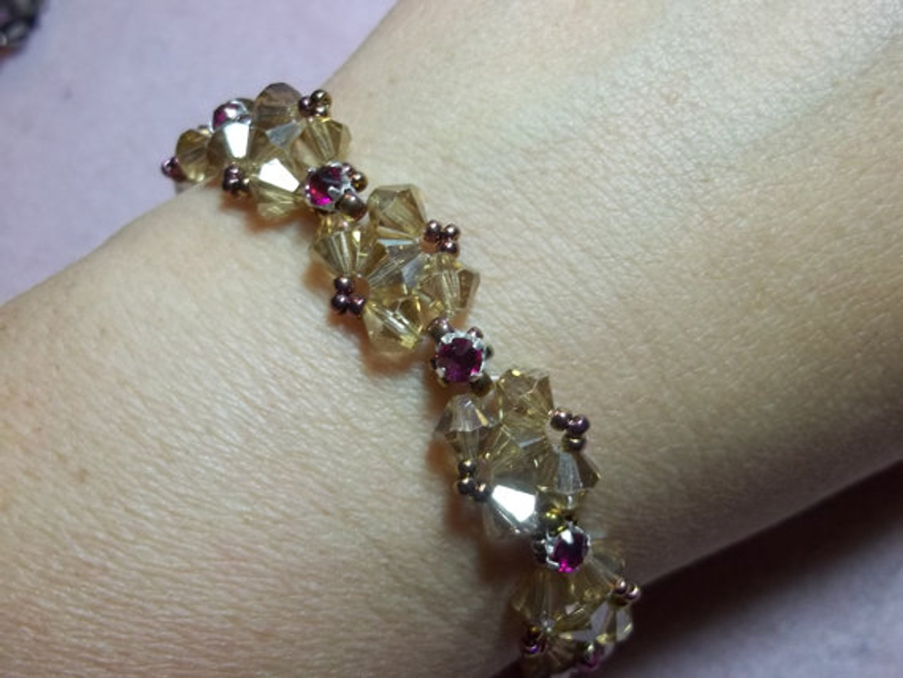 Bow Tie Bracelet Tutorial - INSTANT DOWNLOAD