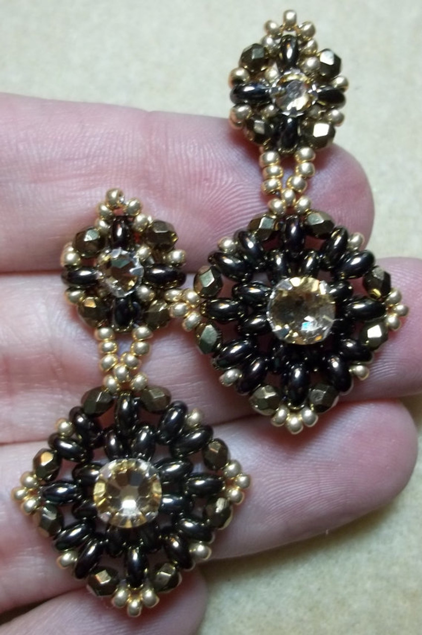 Two Hip to be Squared Earrings INSTANT DOWNLOAD Tutorial