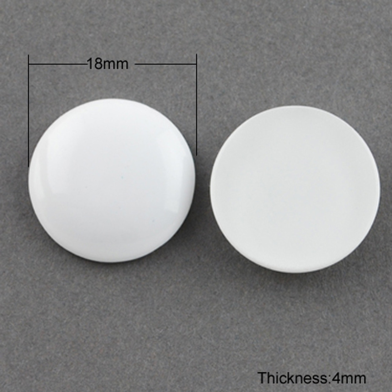 Painted Glass Cabochons, Half Round/Dome, White, 18mm, 5mm(Range: 4.5~5.5mm) thick (6pk)