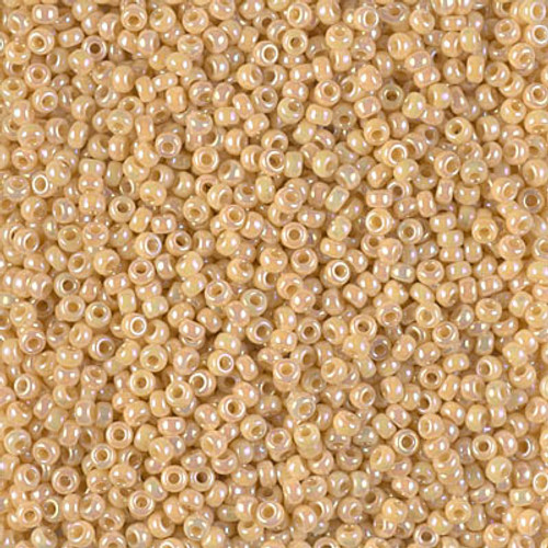 11/0 Opaque Pear AB Miyuki Seed Beads (20 Grams) 11-488