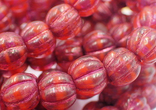 8mm Large Hole Melon Boysenberry with Golden Luster and Pink Wash (20 Beads)