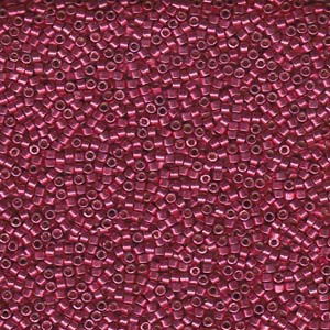 11/0 Duracoat Galvanized Light Cranberry Delica DB1841 (7.2 Grams)