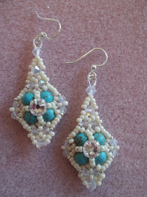 Queens Jubilee Earrings PRINTED Tutorial - Mailed to your Home Queens Jubilee Earrings PRINTED Tutorial - Mailed to your Home