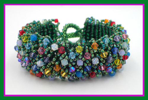 Free pattern for beaded bracelet Garnet Crown | Beads Magic | Bracelet  patterns, Beaded bracelets, Beaded jewelry