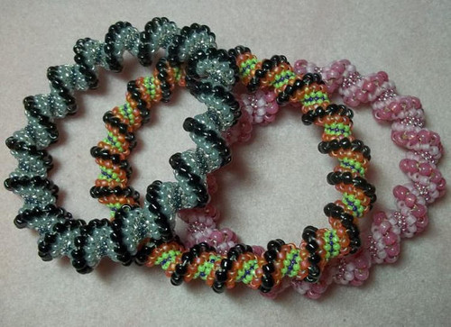 Beads Magic • Free beading pattern for bracelet Interstellar