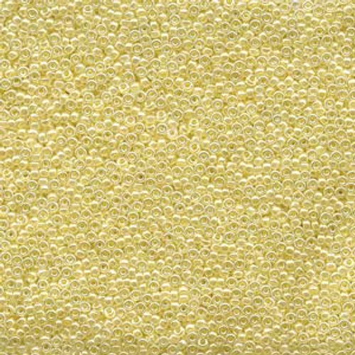 15/0 Buttercream Ceylon Miyuki Seed Beads (7.2 Grams) 15-9527