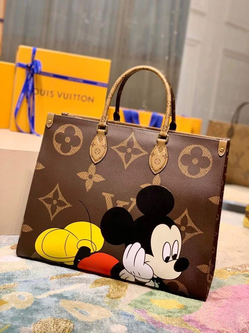 LV M45320 Louis Vuitton Onthego GM Monogram Handbag