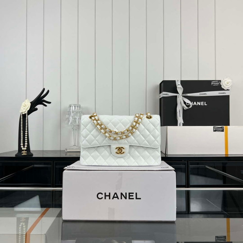 Chanel A01112 Flap Classic Handbag Grained Calfskin & Gold-Tone Metal White