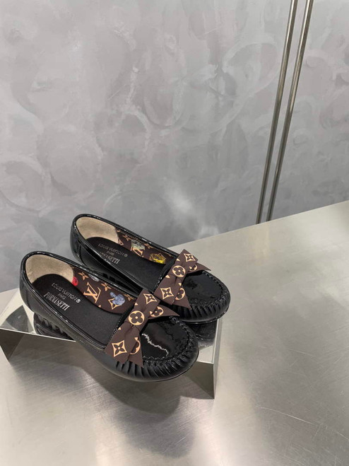 LV 1A65IZ Louis Vuitton Women's shoes loafers L68278