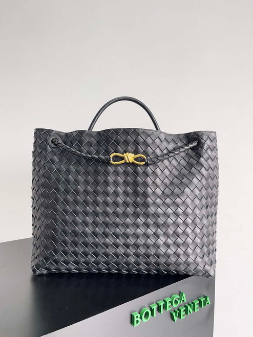 Bottega Veneta BV 743575 Large Andiamo Black