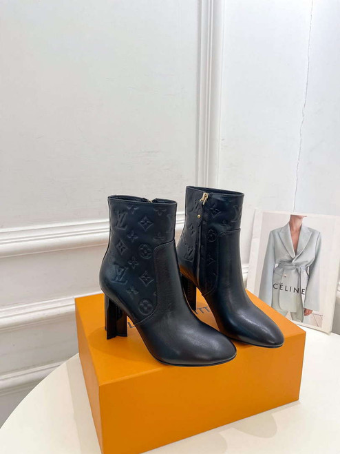 LV 1ABP9I Louis Vuitton Women's Silhouette Ankle Boot L67330