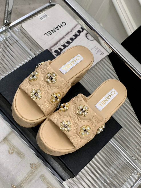 Chanel G40132 Women's Slippers Shoes Lambskin C90208