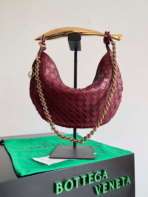Bottega Veneta BV 776768 Sardine With Chain Red
