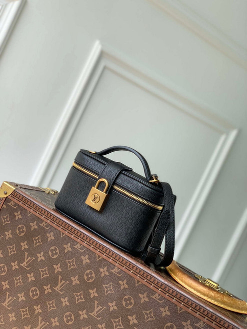 Louis Vuitton LV M27505 Low Key Vanity Pouch Black