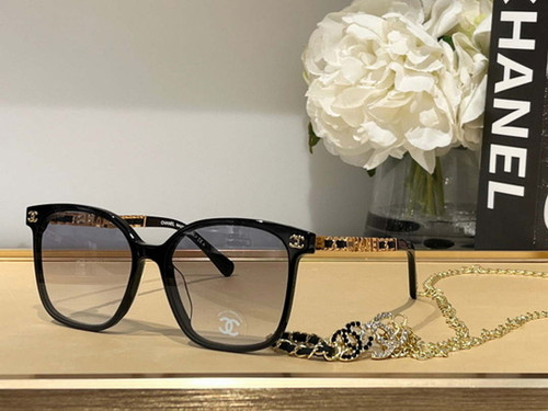 Chanel 5493 Rectangle Sunglasses C83112