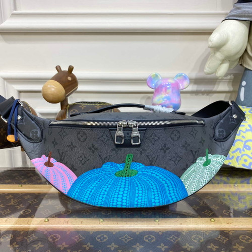Louis Vuitton M46436 LV x YK Maxi Bumbag