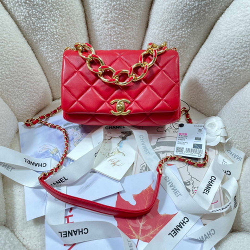 Chanel AS3366 Flap Bag 20cm Lambskin Red