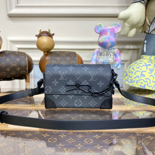 LV M81783 Louis Vuitton Steamer Wearable Wallet Black