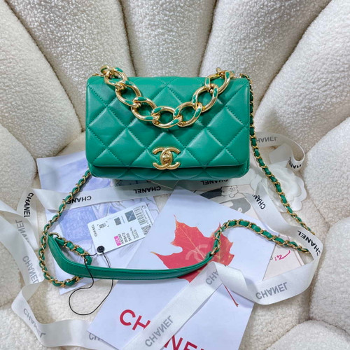 Chanel AS3366 Flap Bag 20cm Lambskin Green